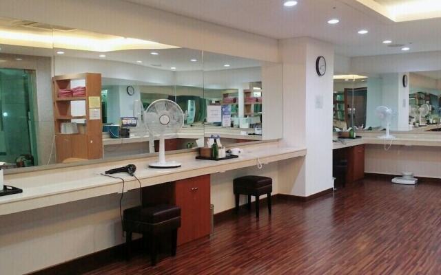 Mudeung Park Resort & Hotel