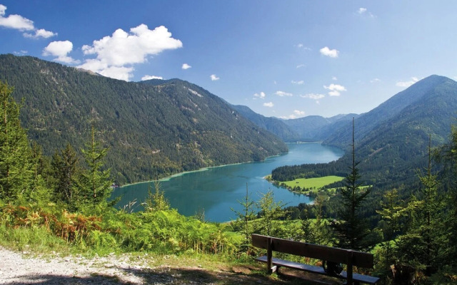 Spacious Apartment in Hermagor near Nassfeld-Pressegger