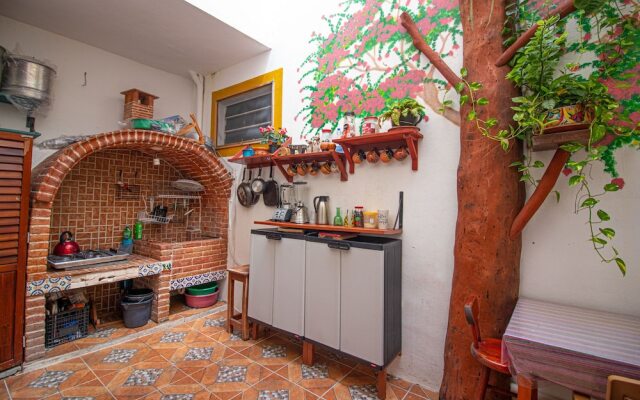 La Casa Del Almendro