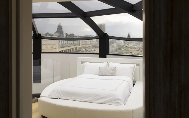 Triplex penthouse in the city center