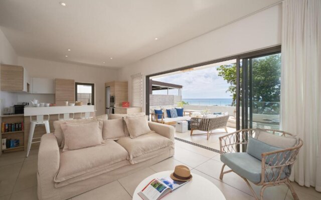 Les Estivales Beachfront Suites & Penthouses by LOV