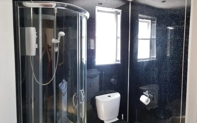 4 Berth, Ground Floor Flat, Glen Villa 1