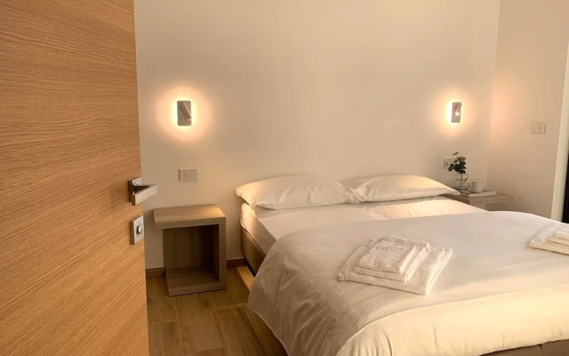 Bernina Suites -2min walk to Bernina Exp