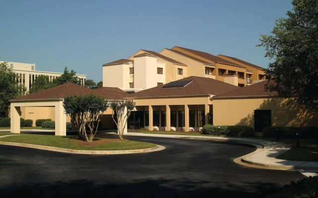 Courtyard by Marriott - Atlanta Executive Park/Emory