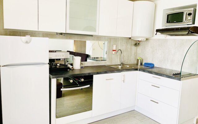 T2 Entièrement Rénové à 100m du Village Naturiste : Cap Estivales