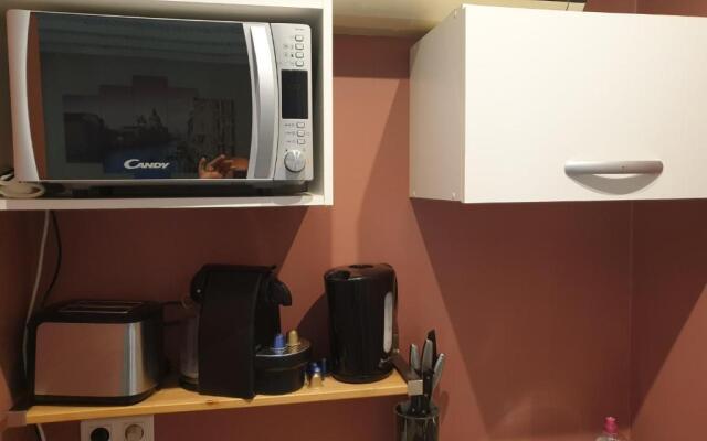 Cosy And Comfortable Studio For 2 In Avignon