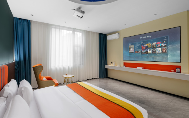 Xi'an Qingya Hotel (Qujing North Railway Station)