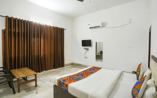 Fabexpress Prashansa Palace
