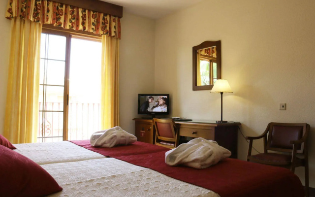 Hotel Avenida Tropical