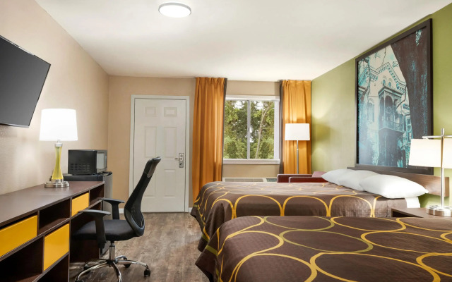 Travelodge by Wyndham Niagara Falls