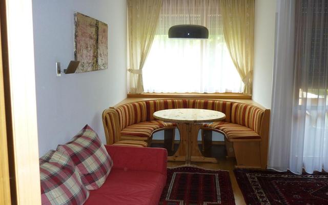 Studio in Meran, with Pool Access And Furnished Balcony - 6 Km From the Slopes