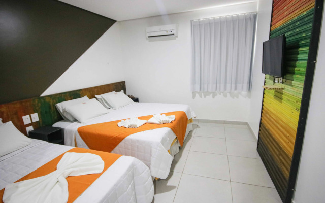 Hotel Encantos De Penedo