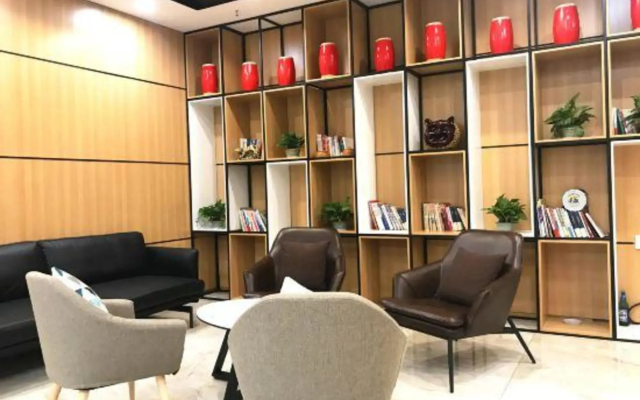 Xinyue Business Hotel