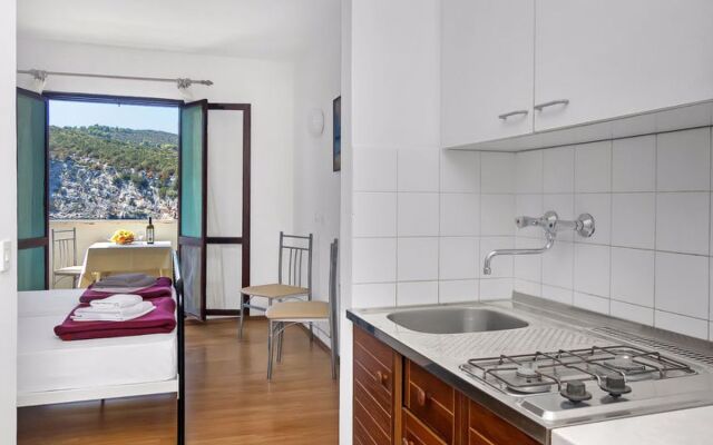 Apartment Cico Hvar/Pokrivenik 29083
