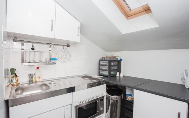 Amazing 2 Bed Just Minutes From Paddington