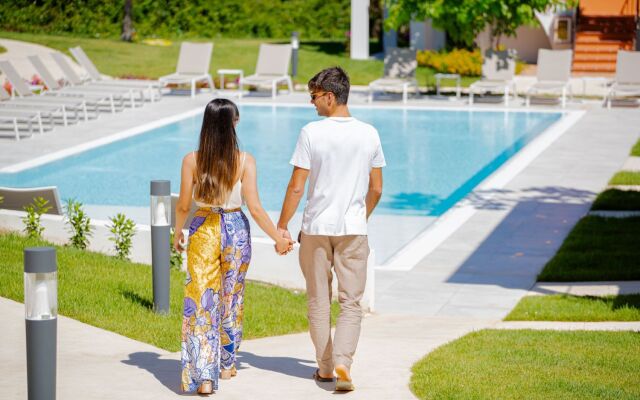 Felix Hotels - Galanias Hotel & Retreat