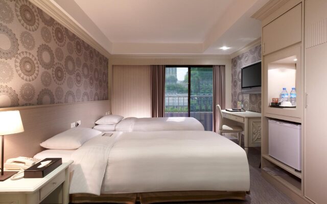 Rf Pretty Hotel