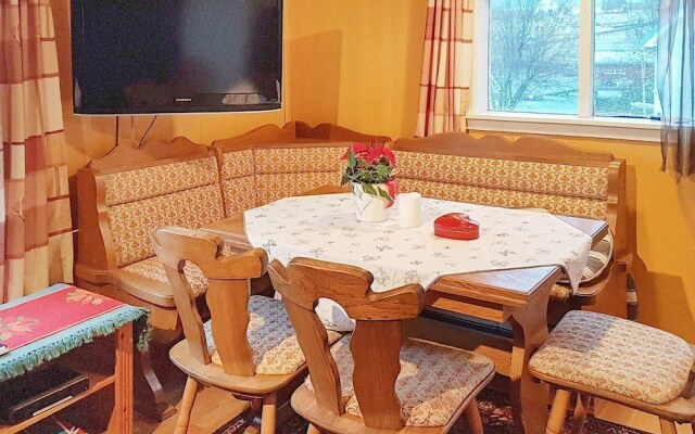 6 Person Holiday Home in Averoy-by Traum