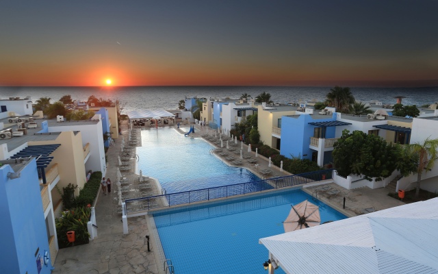 Eleni Holiday Resort