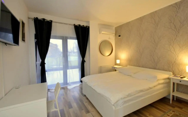 Neferprod Apartments - IS - CAM 03