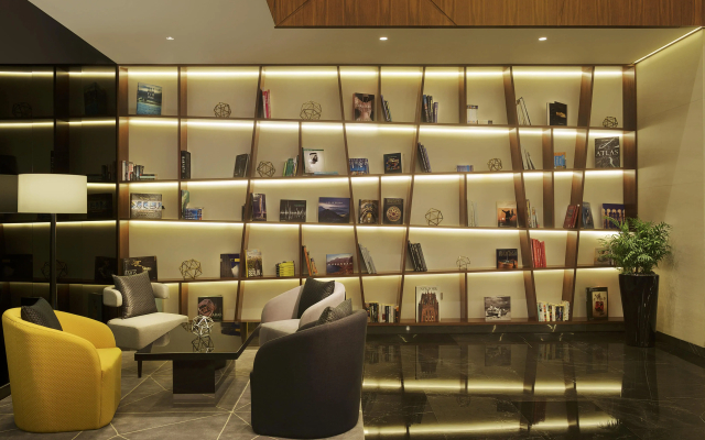 Отель TRYP by Wyndham Dubai