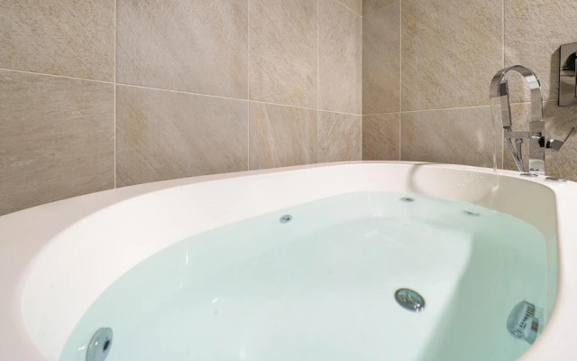 Gapyeong Chengpyeong Caviar Pension