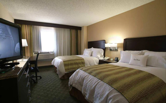 DoubleTree by Hilton San Antonio Downtown