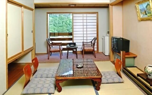 Kamikouchi Onsen Hotel