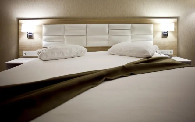 Angelacoma Hotel