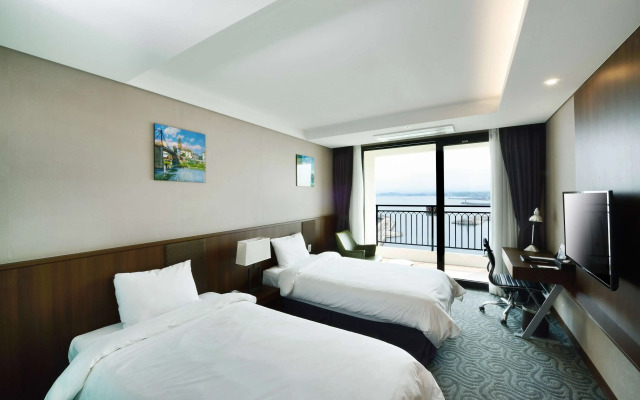 Ramada Sokcho Hotel