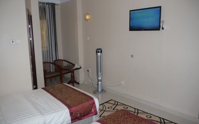 Rosaline Suites Hotel