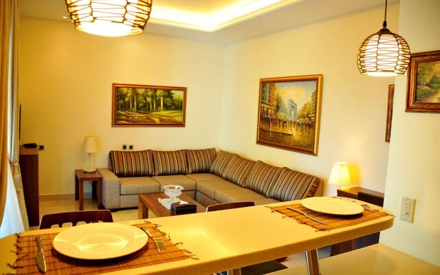 Dolphin Royal Suites