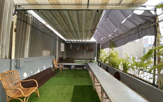 The Old House - Hostel & Cafe