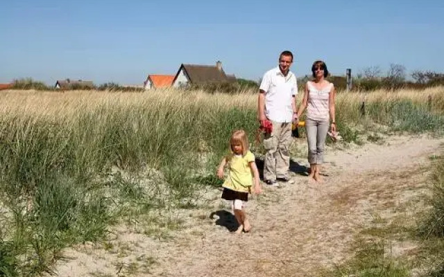 Ferienhaus & Ferienwohnung Insel Hiddensee Strand Neuendorf