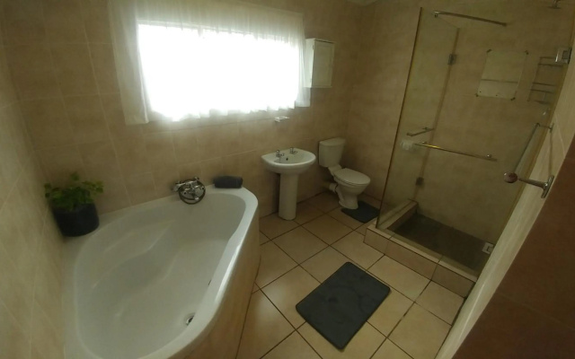 Four Seasons Self-Catering Guest House