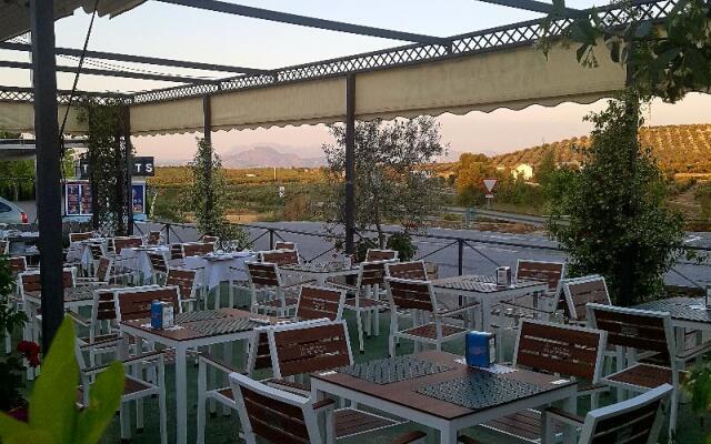 Hotel Asador Albenzaire