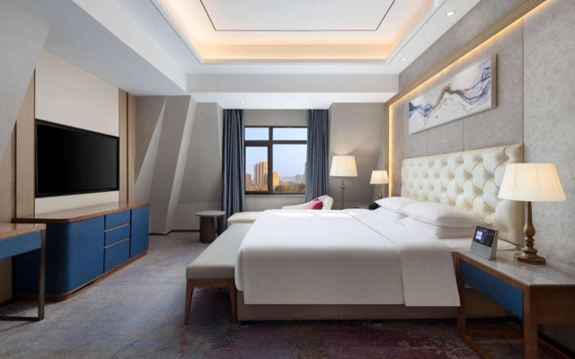 Ramada by Wyndham Zhumadian West Station