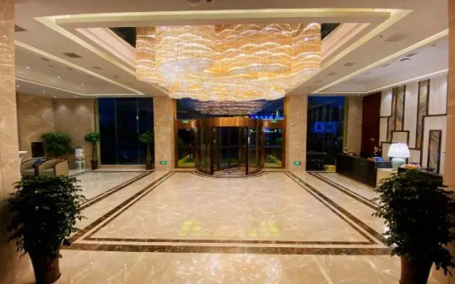 Elong Leisure Hotel (Xiangxi Baojing)