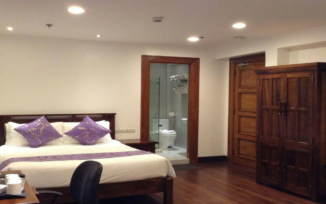 Log Cabin Hotel-Baguio