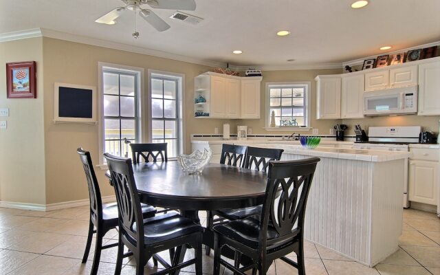 Holiday Beach House 3Br Home