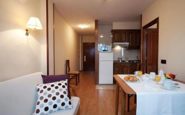 Arias Apartamentos