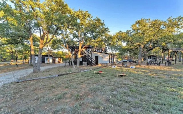 Riesling: Pet-friendly, Hot-tub, 10-min to Downtown!