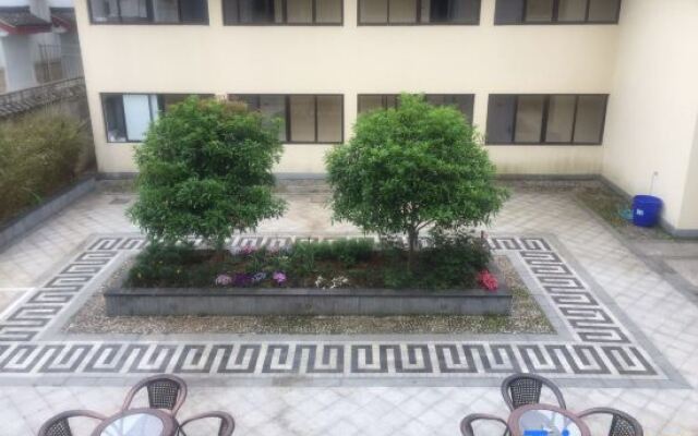 Zizai Hotel
