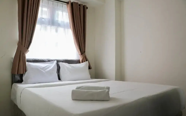 Well Design 2Br Apartment At Green Pramuka City