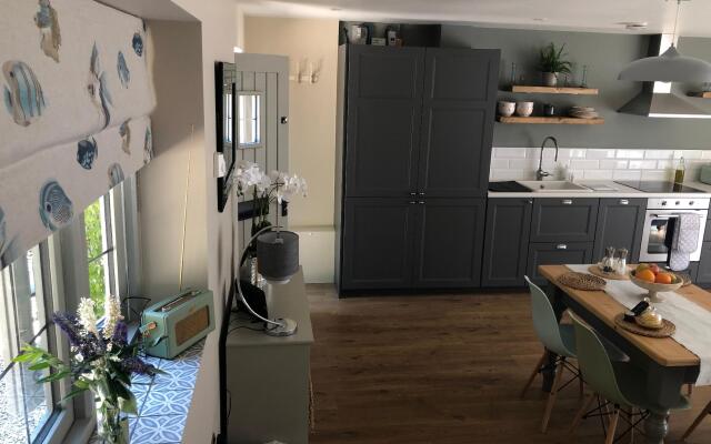 Cotswold Lodge