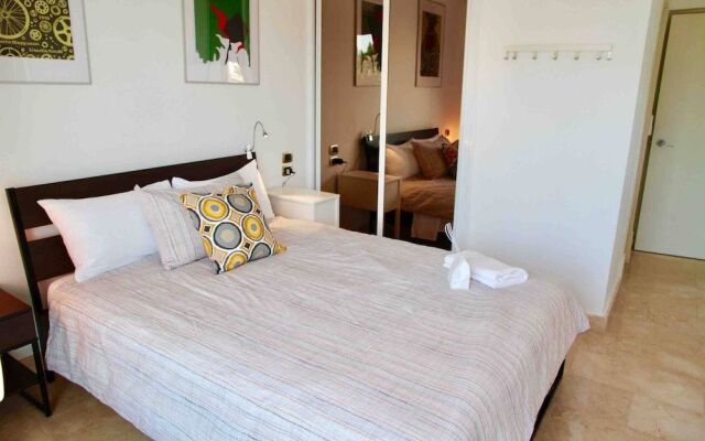 Apartamento Trendy, Airport Transfer