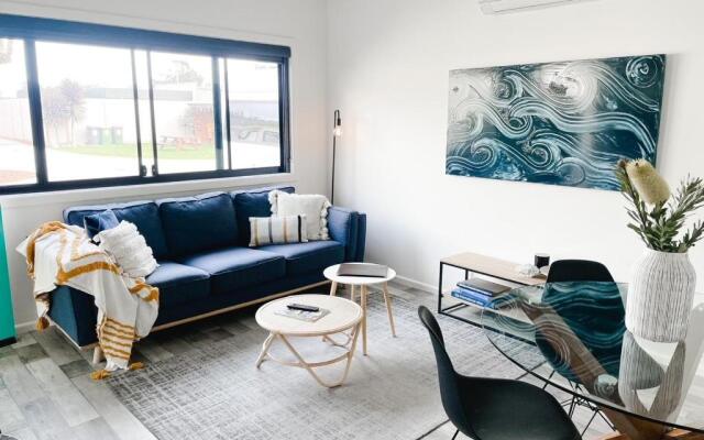 Beachcomber Holiday Units