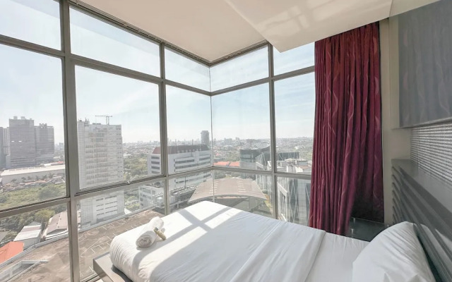 Spacious And Comfortable Living 3Br Apartment At Aryaduta Residence