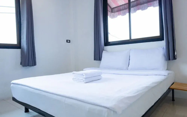 GO INN Night Bazaar Chiang Mai