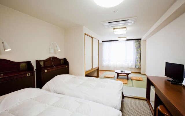 ホテル光風閣くわるび Hotel Kofukaku Kuwarubi